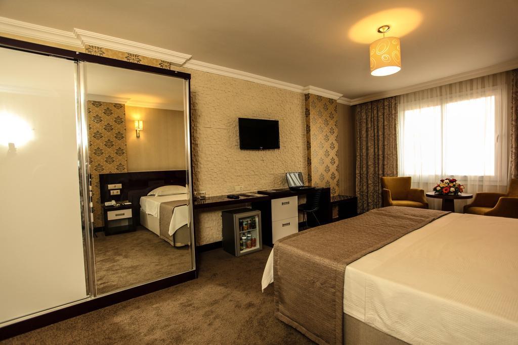 Grand Akcali Otel İskenderun エクステリア 写真