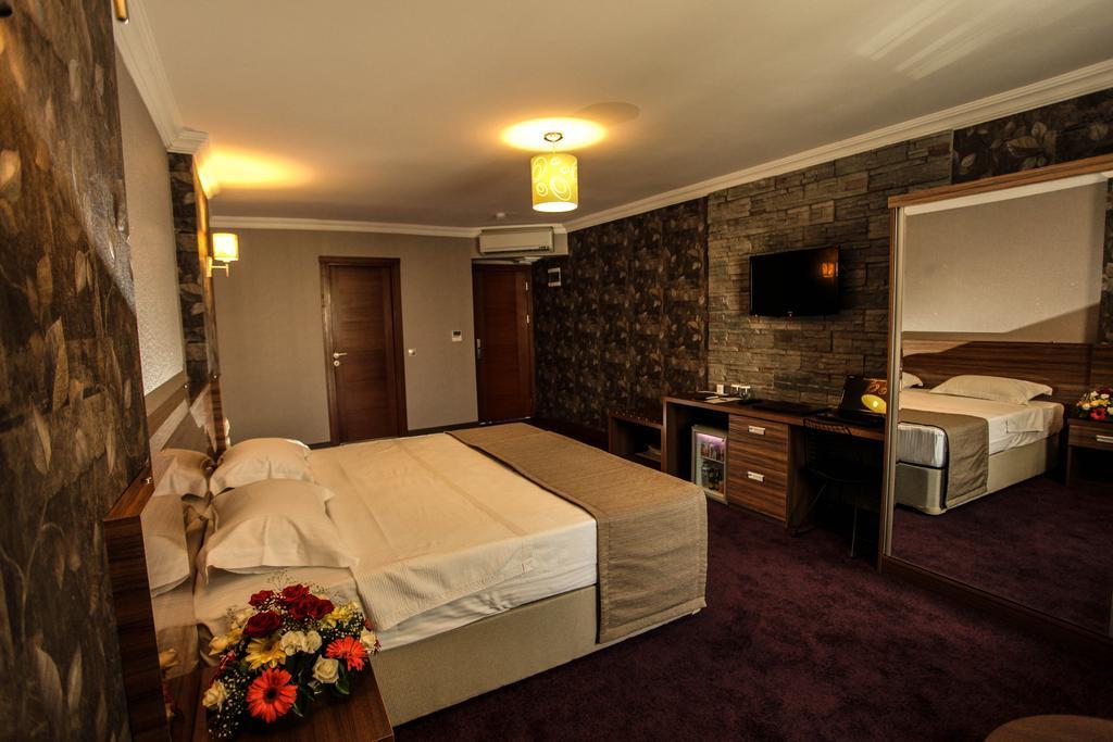 Grand Akcali Otel İskenderun エクステリア 写真