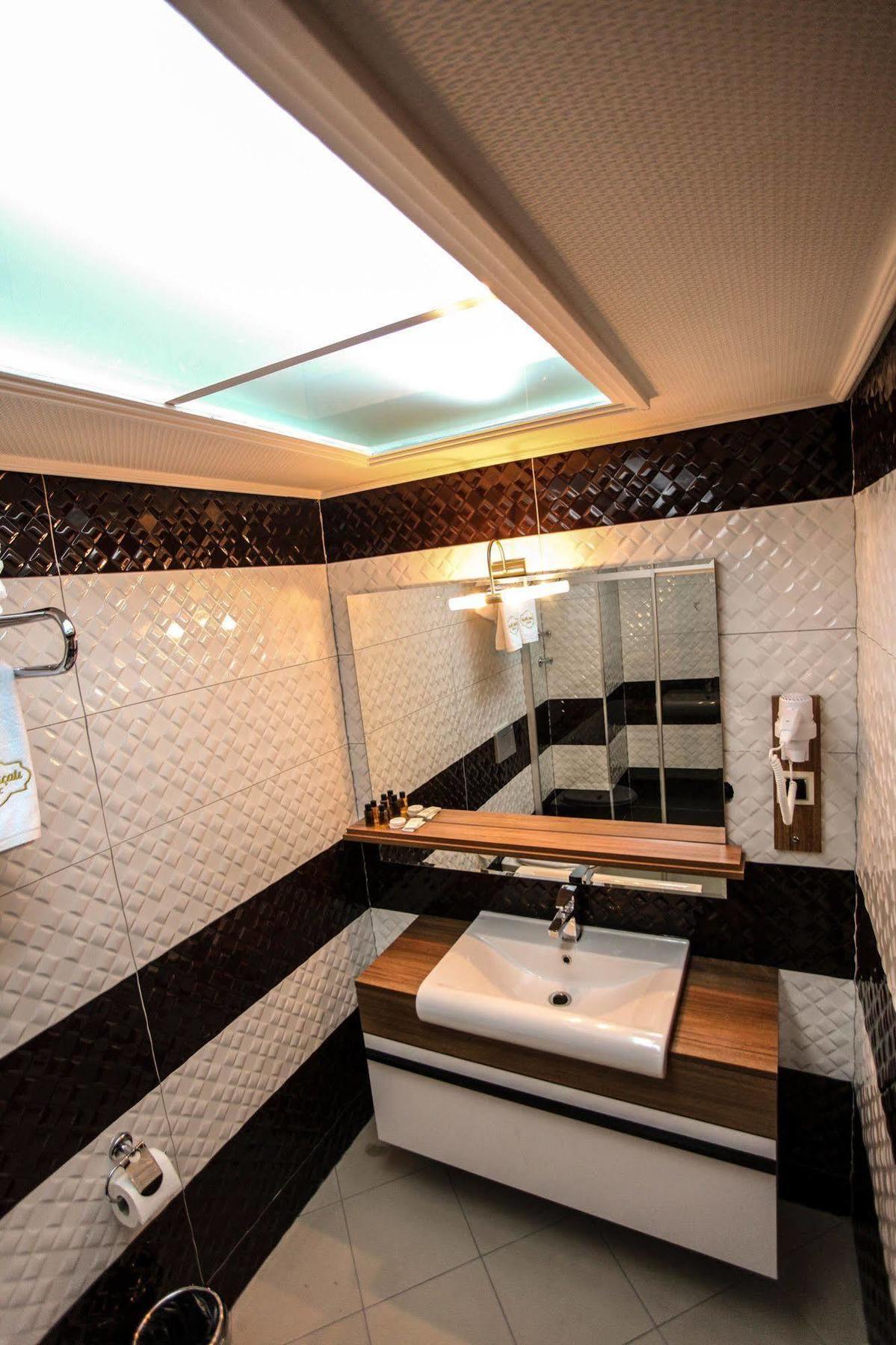 Grand Akcali Otel İskenderun エクステリア 写真