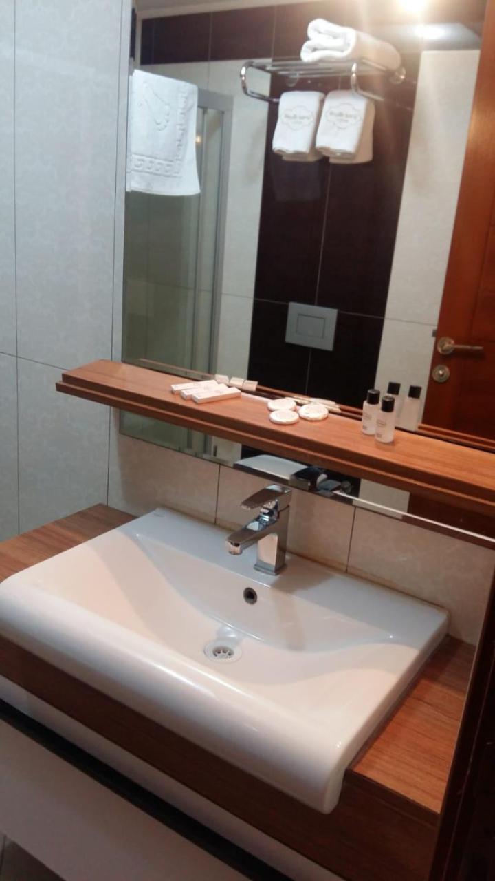 Grand Akcali Otel İskenderun エクステリア 写真